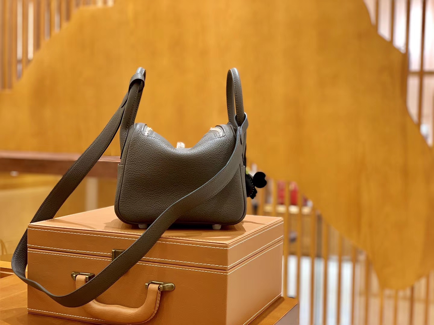 Hermès（爱马仕）Mini Lindy 18cm 锡器灰 银扣 德国进口Togo牛皮 全手工缝制