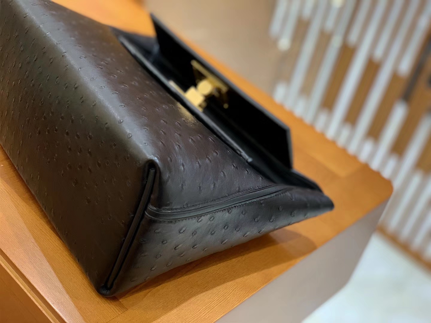 Hermès（爱马仕）Kelly-2424 黑色 鸵鸟皮拼鳄鱼皮 顶级手缝 金扣 29cm