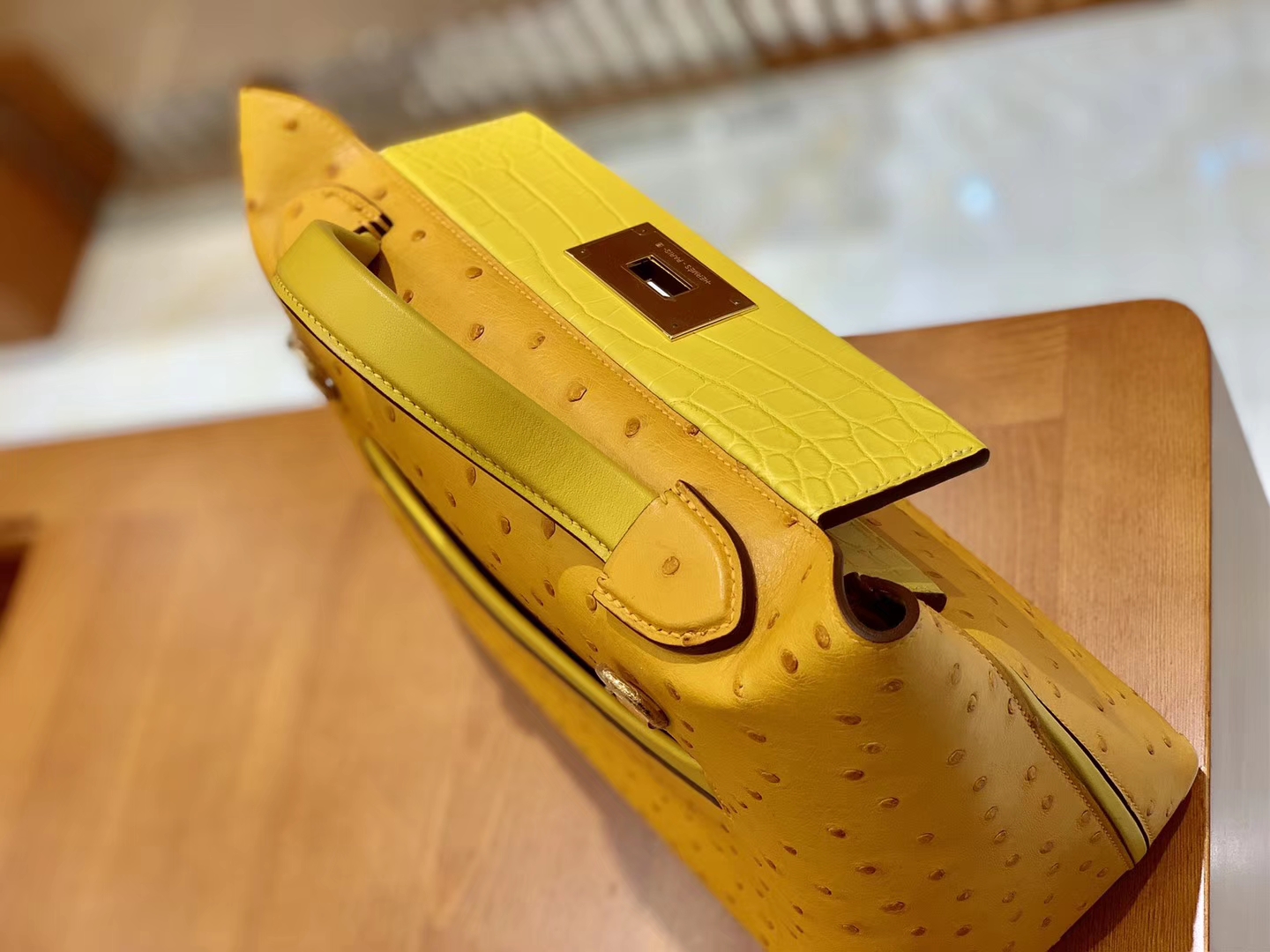Hermès（爱马仕）Kelly-2424 琥珀黄 鸵鸟皮拼鳄鱼皮 顶级手缝 金扣 29cm