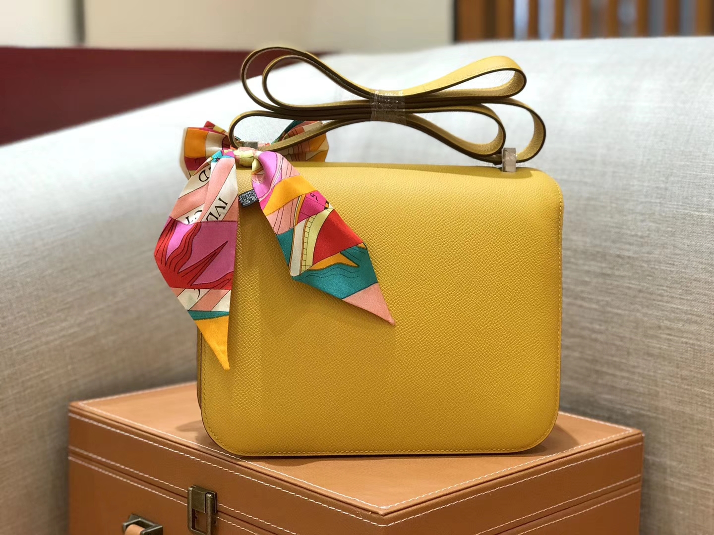 Hermès（爱马仕）康斯坦 Constance 空姐包 琥珀黄 德国进口牛皮 全手工缝制 银扣 24cm