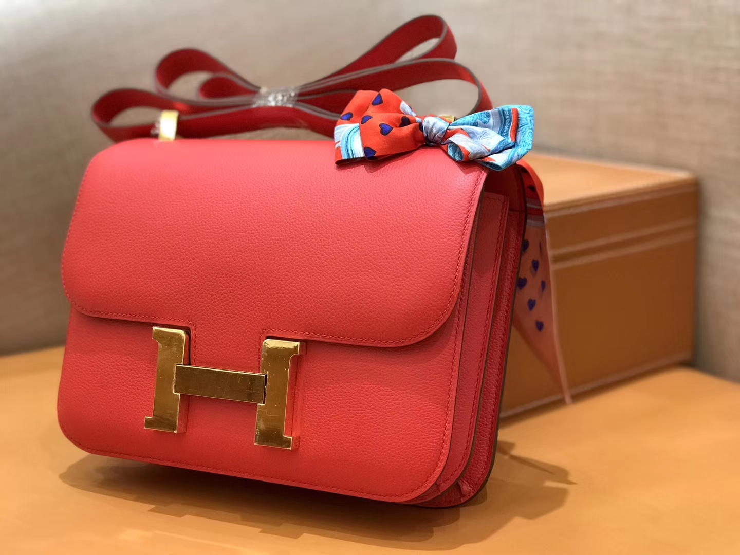 Hermès（爱马仕）康斯坦 Constance 空姐包 番茄红 德国进口牛皮 全手工缝制 金扣 24cm