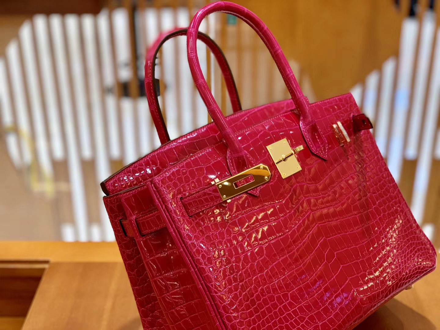 Hermès（爱马仕）Birkin 30 极致粉 金扣 湾鳄 一级皮 全手工缝制