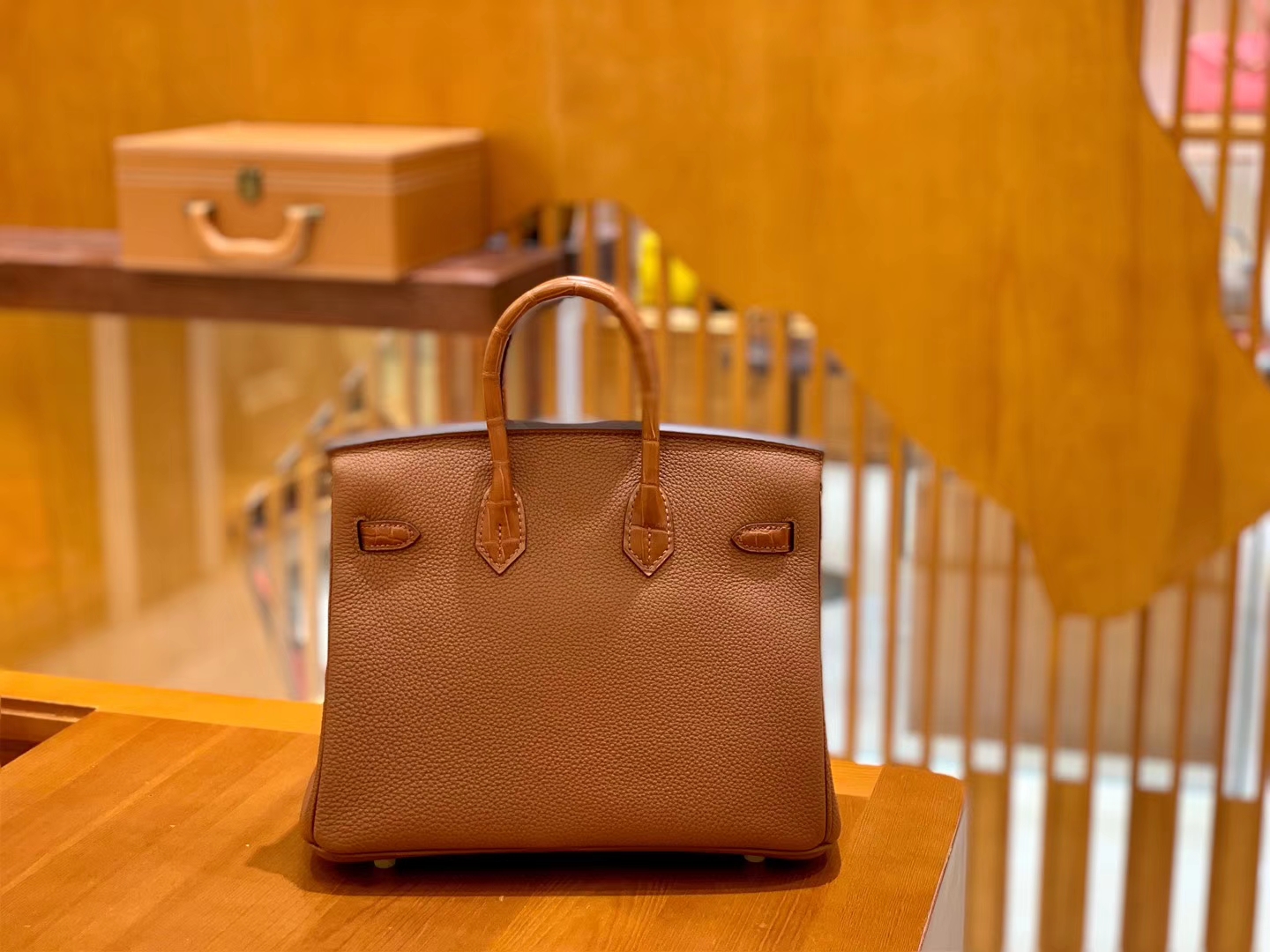Hermès（爱马仕）Birkin 25cm 焦糖 金扣 哑光鳄鱼皮 拼小牛皮 新货
