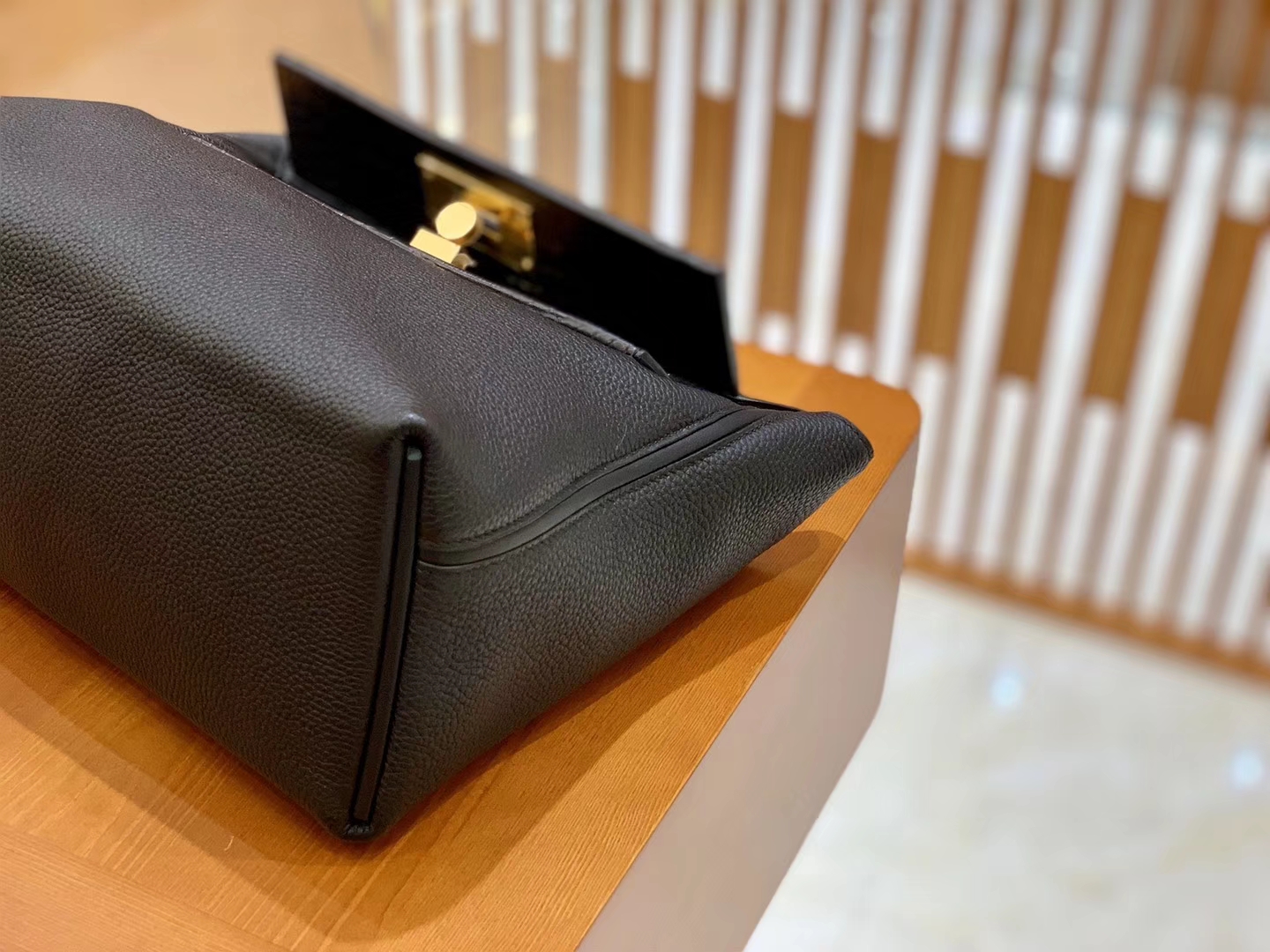 Hermès（爱马仕）Kelly-2424 黑色 原厂御用顶级小牛皮拼鳄鱼皮 togo 金扣 29cm