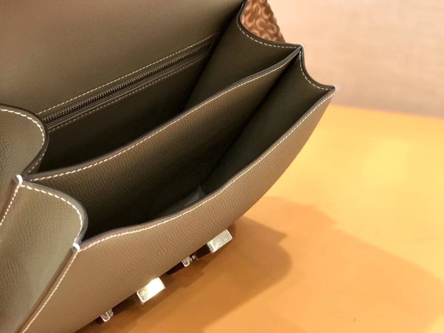 Hermès（爱马仕）康斯坦 Constance 空姐包 大象灰 德国进口牛皮 全手工缝制 银扣 24cm