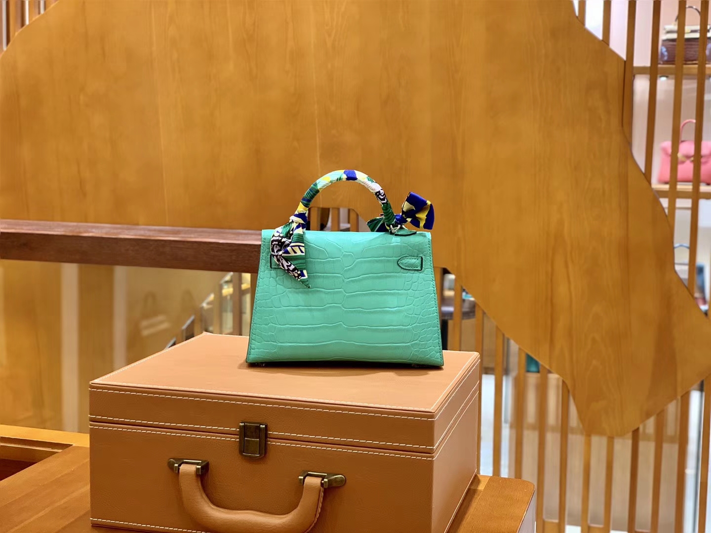 Hermès（爱马仕）Mini Kelly 19cm 薄荷绿 银扣 哑光 美洲鳄鱼皮 全手工缝制
