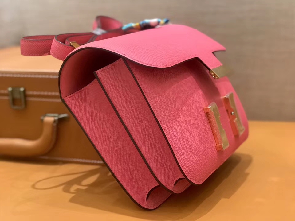 Hermès（爱马仕）康斯坦 Constance 空姐包 唇膏粉 德国进口牛皮 全手工缝制 金扣 24cm