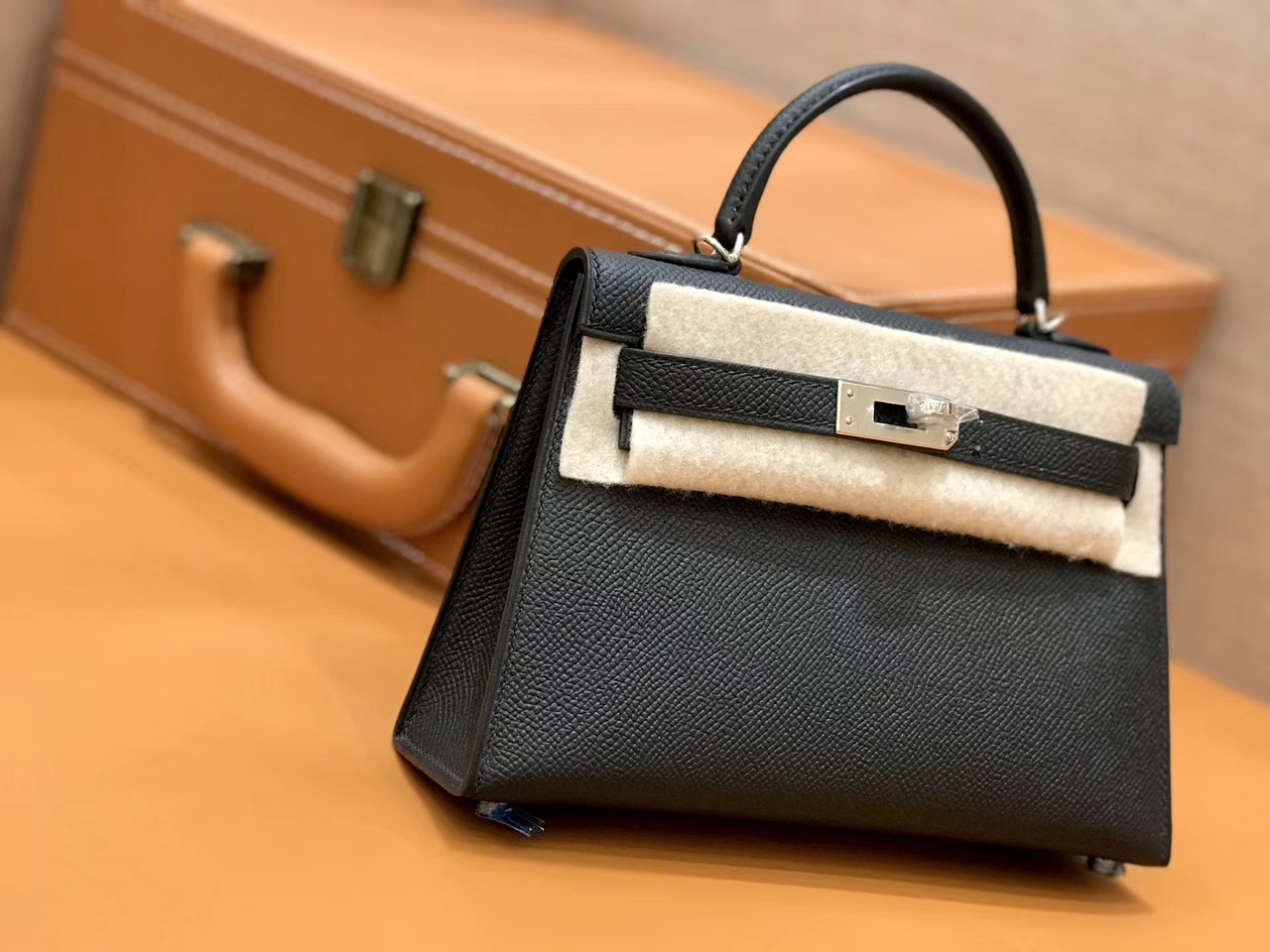 Hermès（爱马仕）mini Kelly 经典黑 银扣 德国进口掌纹皮 全手工缝制