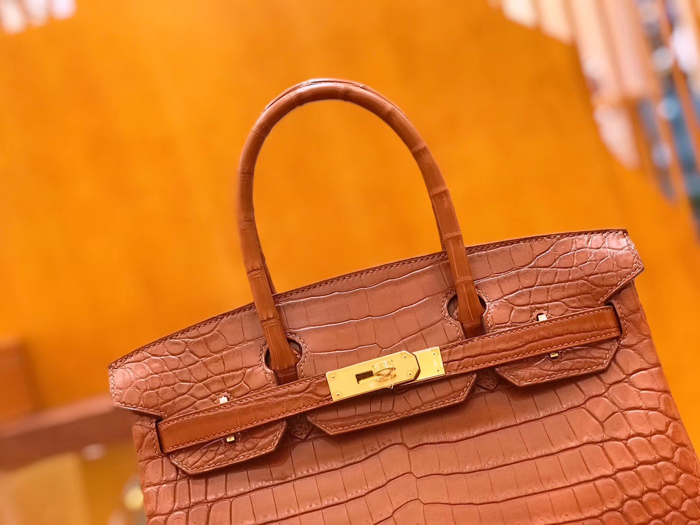 Hermès（爱马仕）Birkin 铂金包 尼罗鳄鱼皮 蜜糖棕 30cm