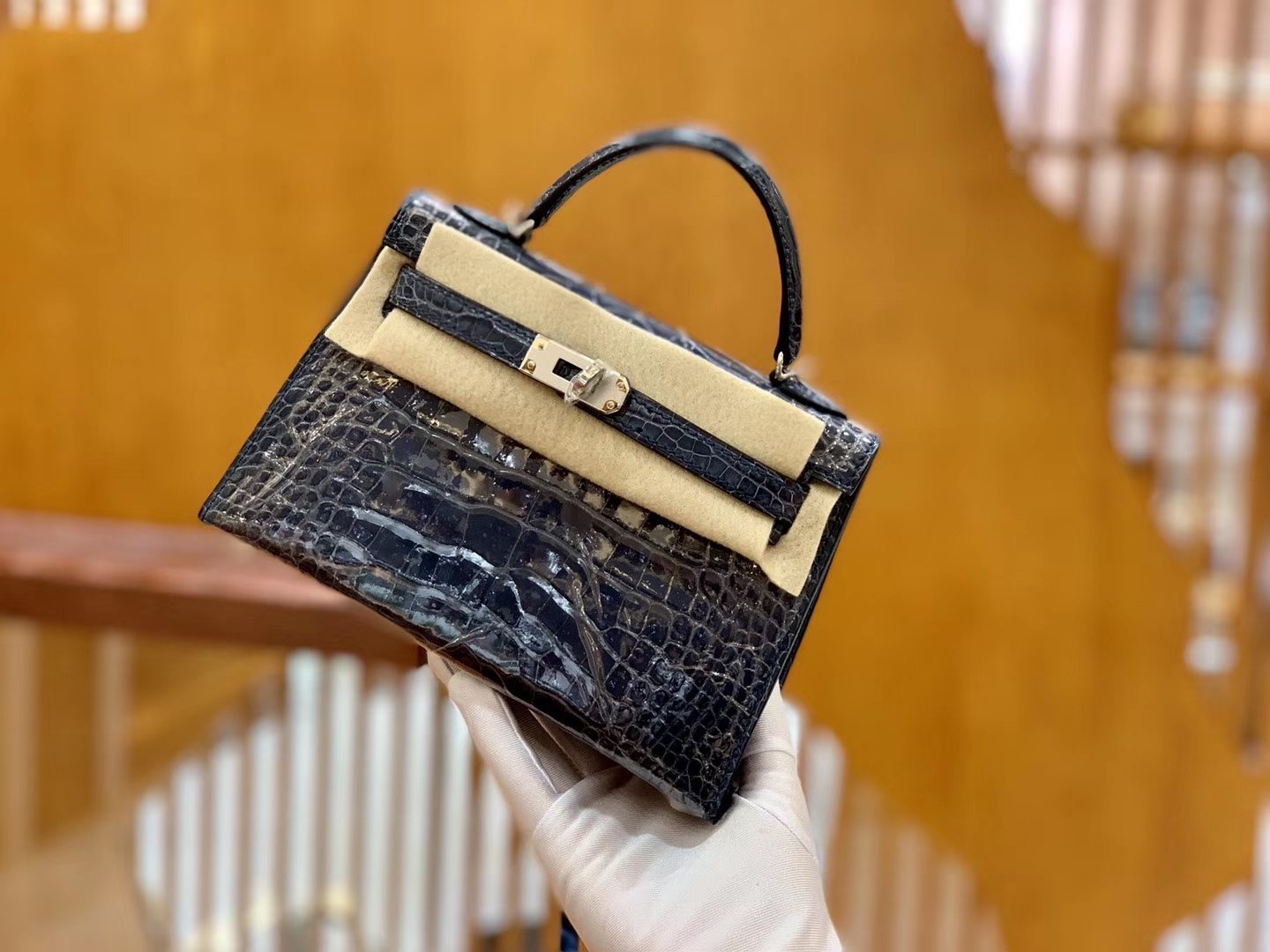 Hermès（爱马仕）迷你2代 19cm 牛仔蓝 雾面鳄鱼皮 珍贵方块印
