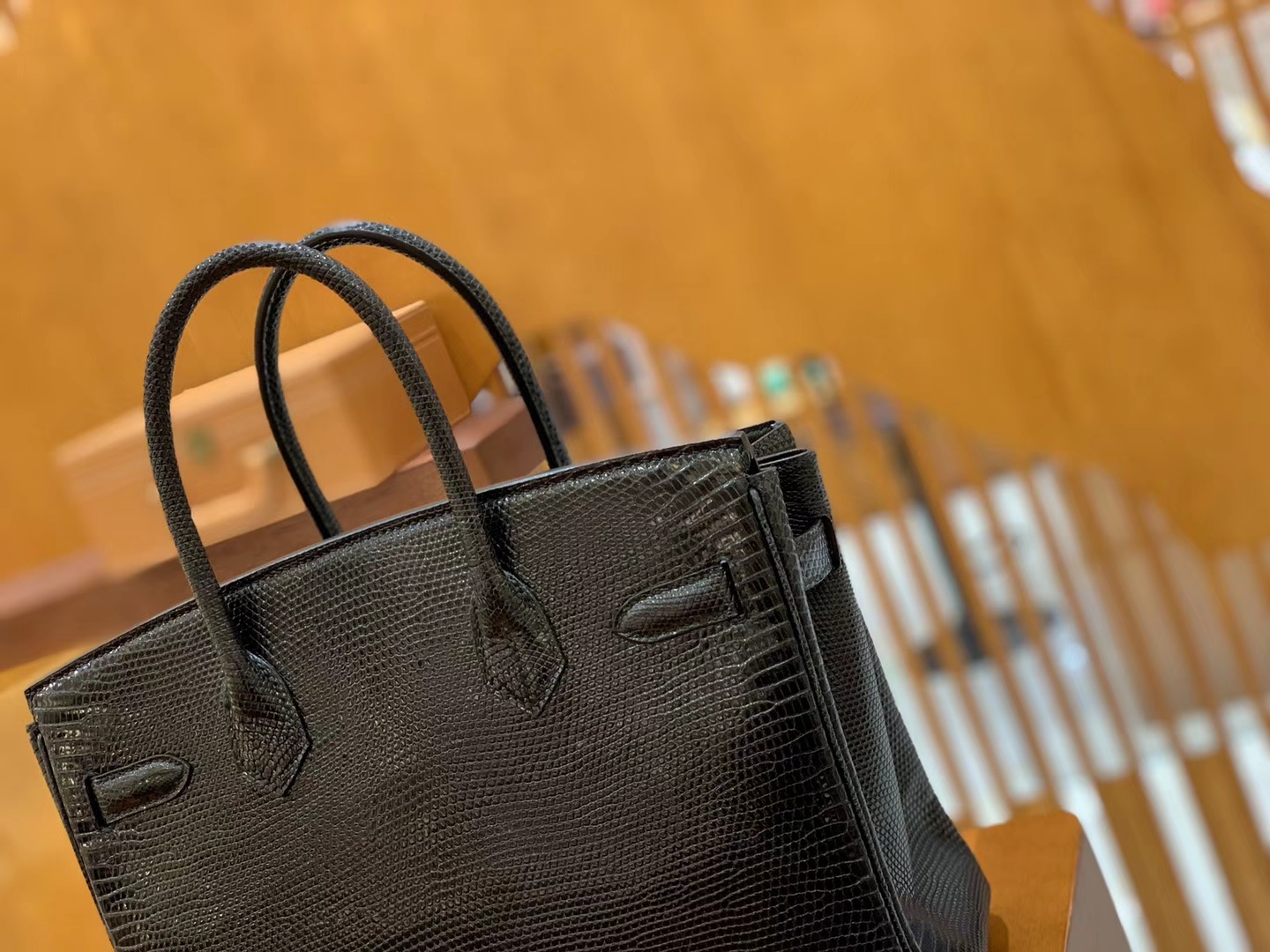 Hermès（爱马仕）Birkin 铂金包 经典黑 蜥蜴皮 金扣 30cm