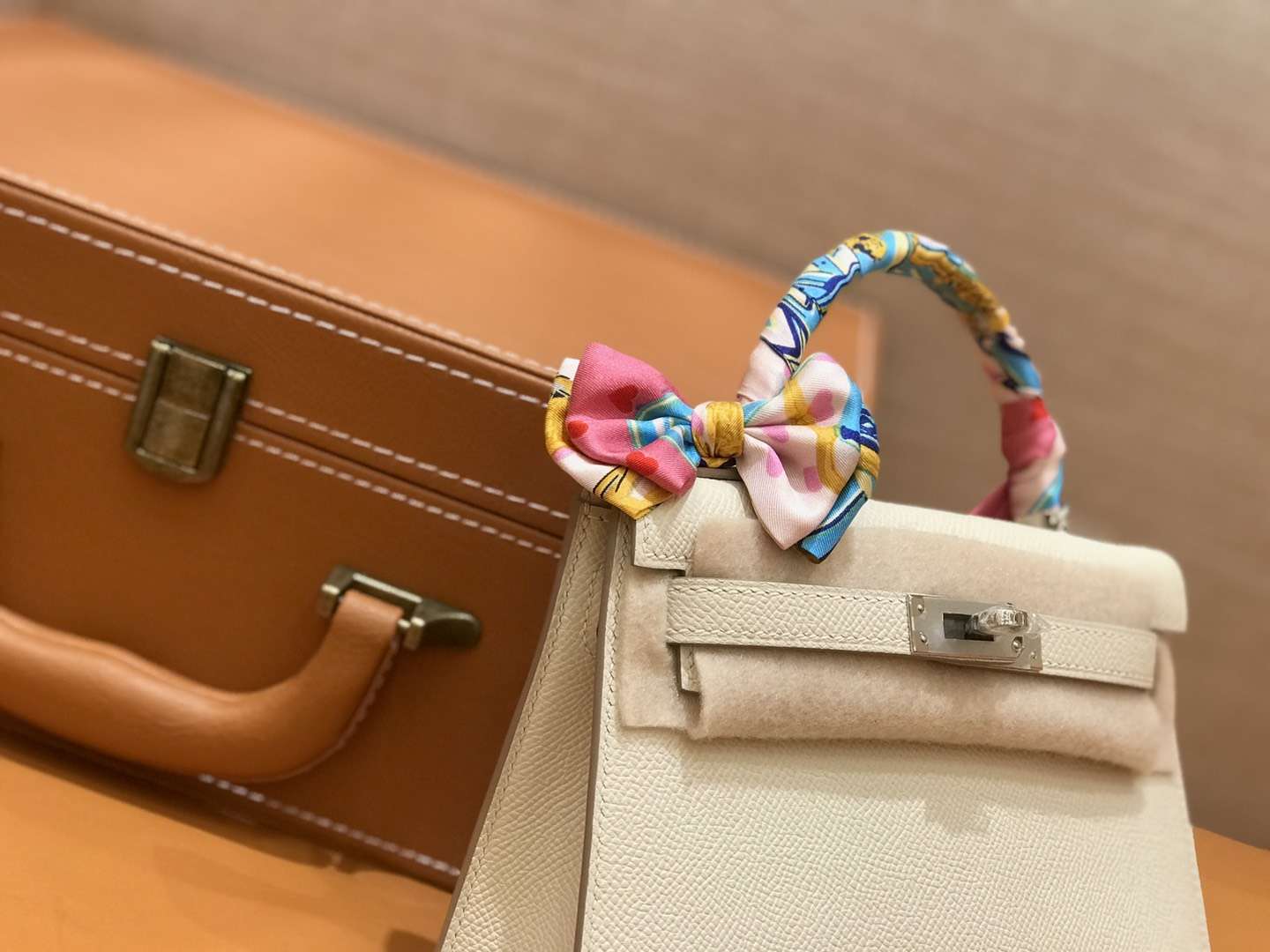 Hermès（爱马仕）mini Kelly 奶昔白 银扣 德国进口掌纹皮 全手工缝制