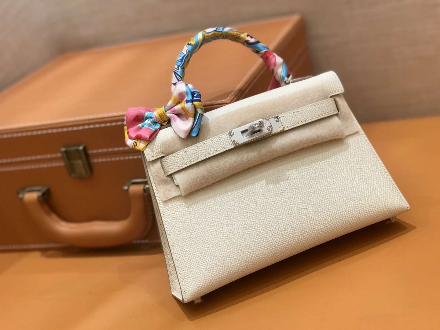 Hermès（爱马仕）mini Kelly 奶昔白 银扣 德国进口掌纹皮 全手工缝制