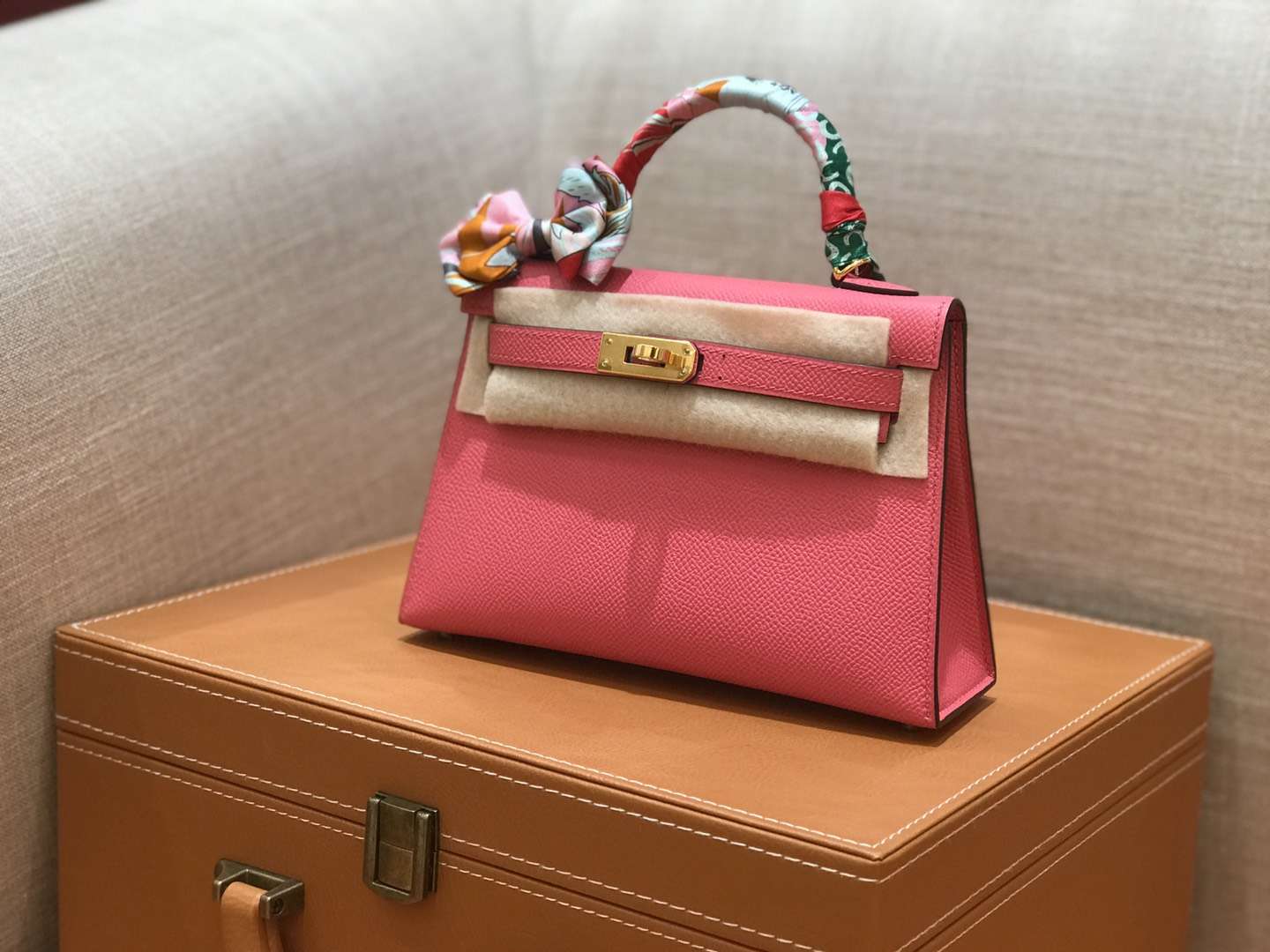 Hermès（爱马仕）mini Kelly 唇膏粉 金扣 德国进口掌纹皮 全手工缝制