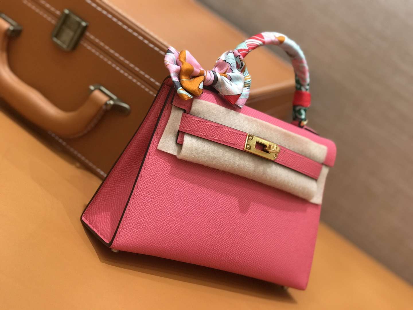 Hermès（爱马仕）mini Kelly 唇膏粉 金扣 德国进口掌纹皮 全手工缝制