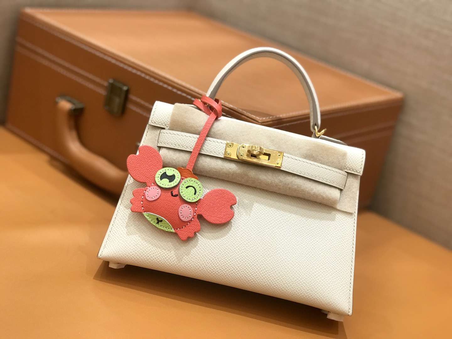 Hermès（爱马仕）mini Kelly 奶昔白 金扣 德国进口掌纹皮 全手工缝制