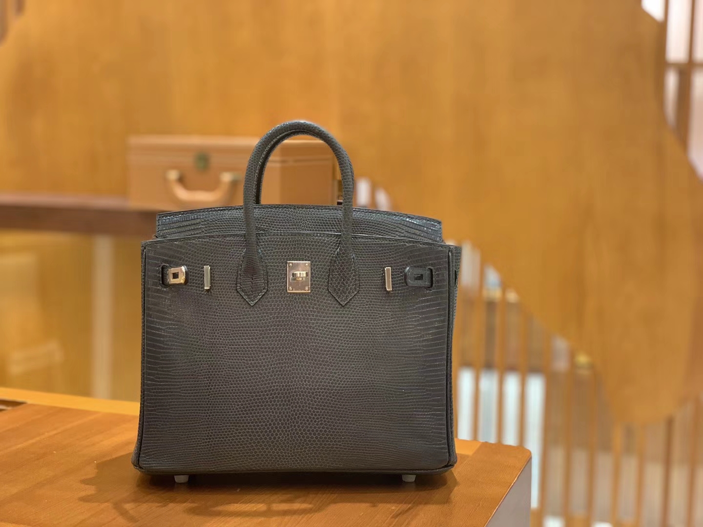 Hermès（爱马仕）Birkin 铂金包 锡器灰 蜥蜴皮 银扣 25cm