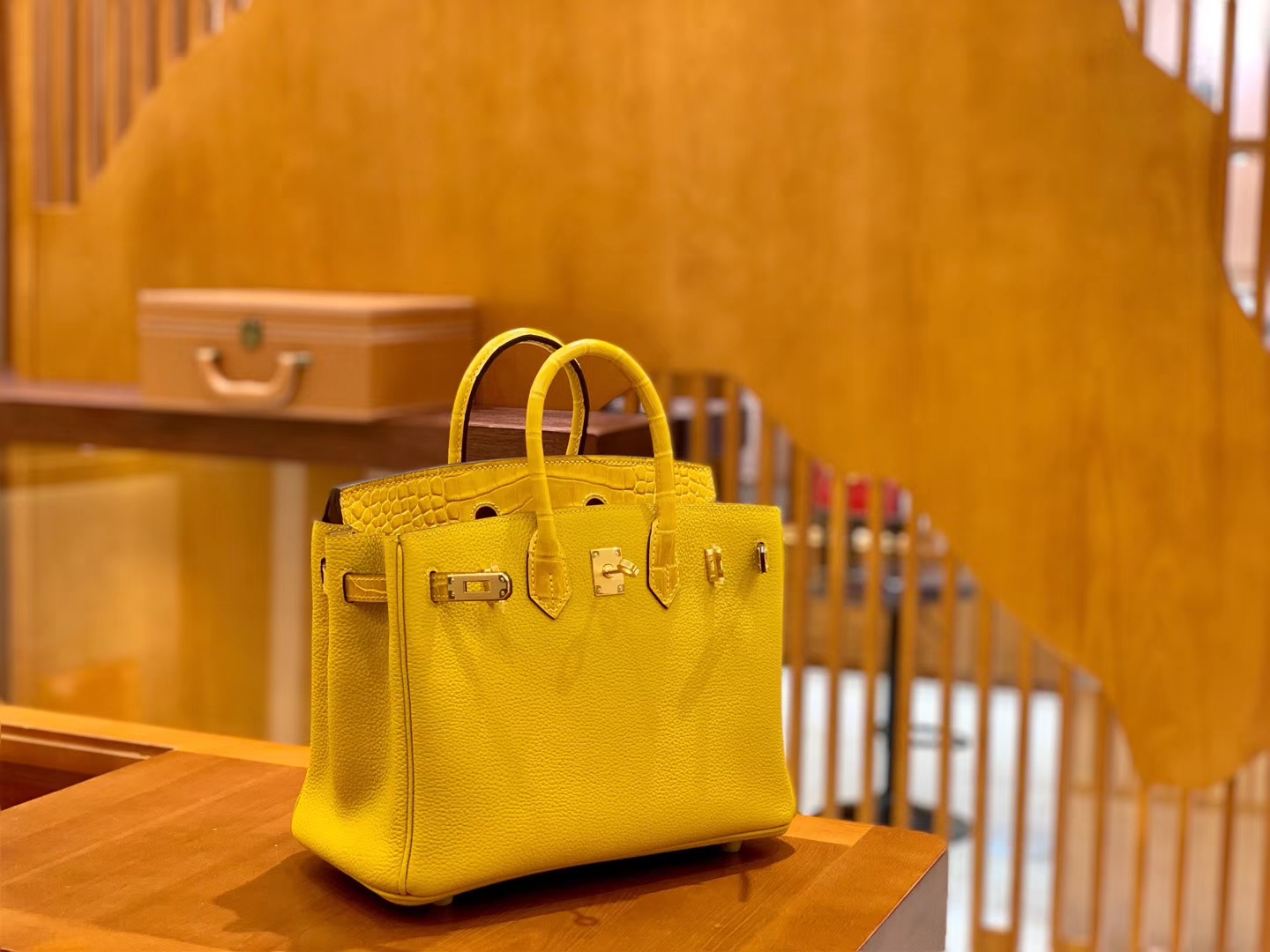 Hermès（爱马仕）Birkin 铂金包 琥珀黄 Touch 牛皮拼鳄鱼皮 金扣 25cm