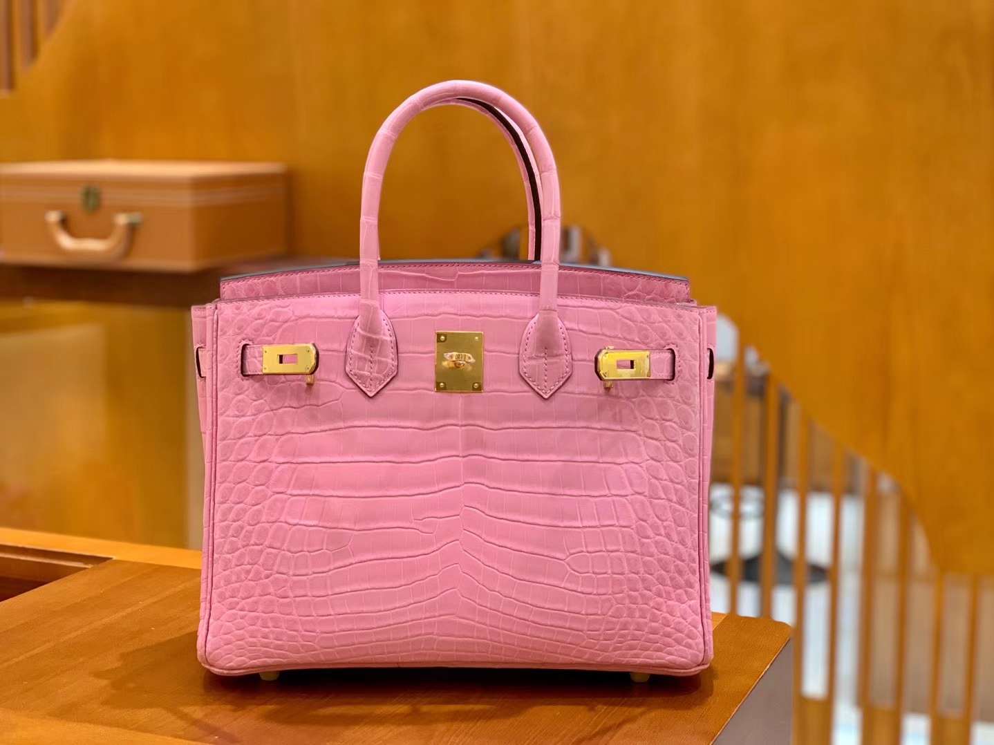 Hermès（爱马仕）Birkin 30cm 樱花粉 金扣 尼罗 两点 鳄鱼皮