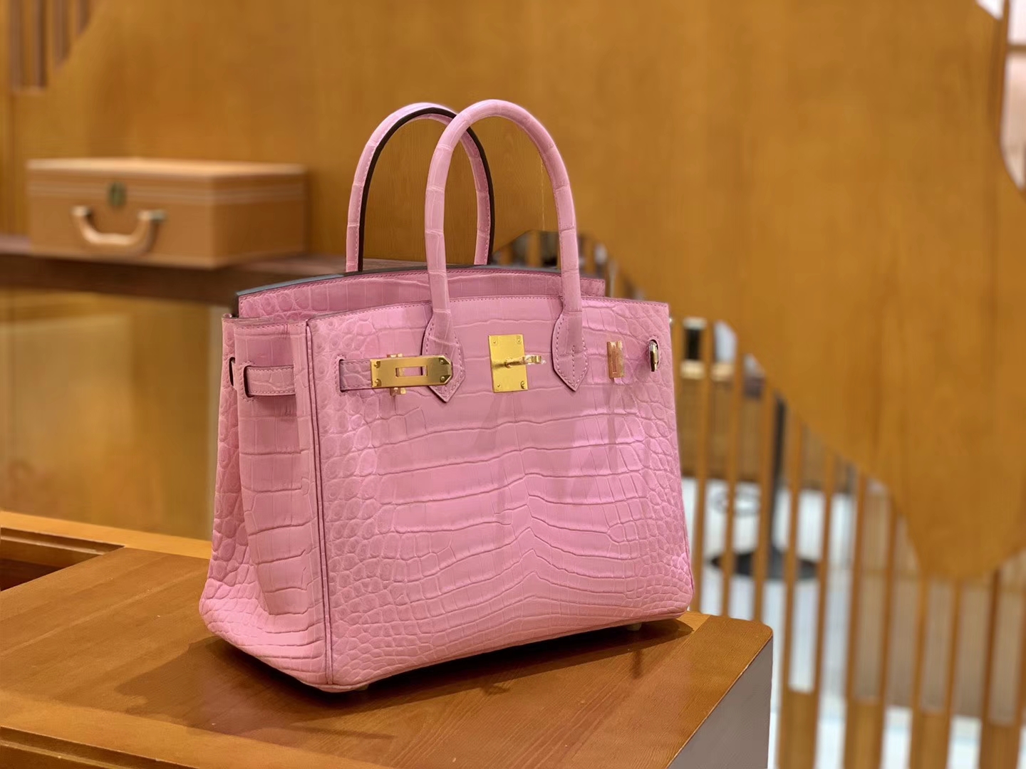 Hermès（爱马仕）Birkin 30cm 樱花粉 金扣 尼罗 两点 鳄鱼皮