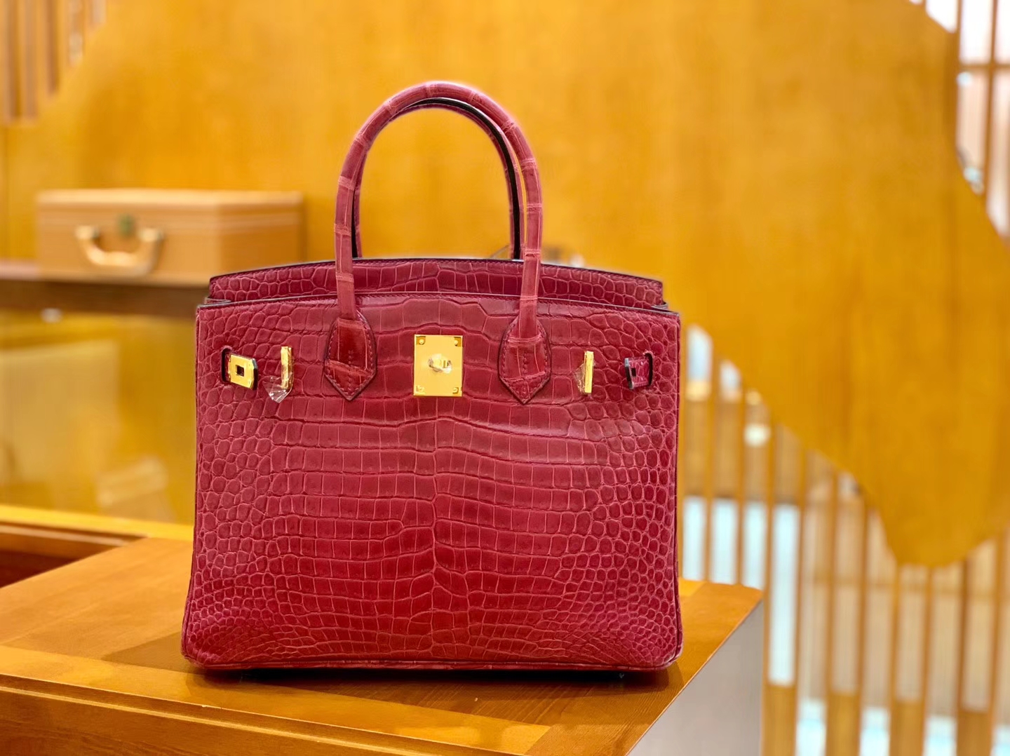Hermès（爱马仕）Birkin 30cm 石榴红 金扣 尼罗 雾面 两点 鳄鱼皮 全手工