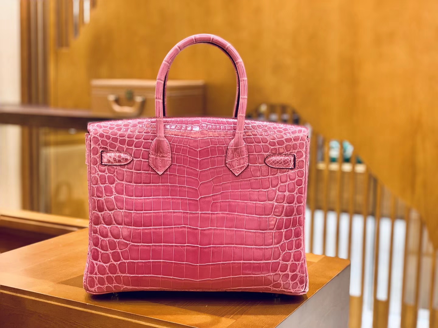 Hermès（爱马仕）Birkin 30cm 玉兰粉 银扣 一级皮 尼罗鳄鱼皮 臻品级别