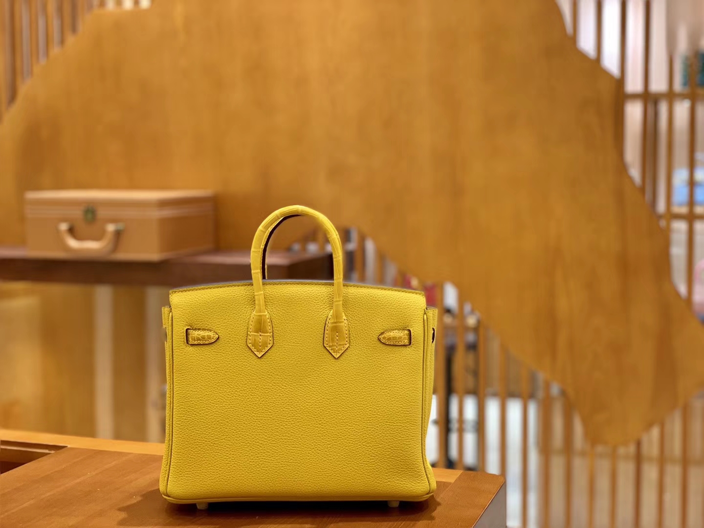 Hermès（爱马仕）Birkin 铂金包 琥珀黄 Touch 牛皮拼鳄鱼皮 金扣 25cm