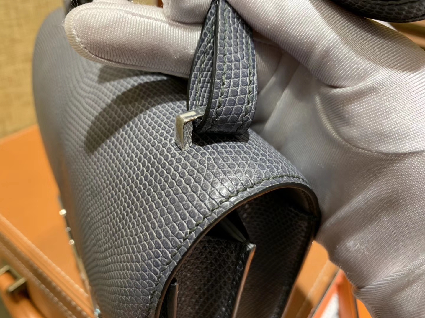 Hermès（爱马仕）Constance 空姐包 锡器灰 蜥蜴皮 银扣 18cm
