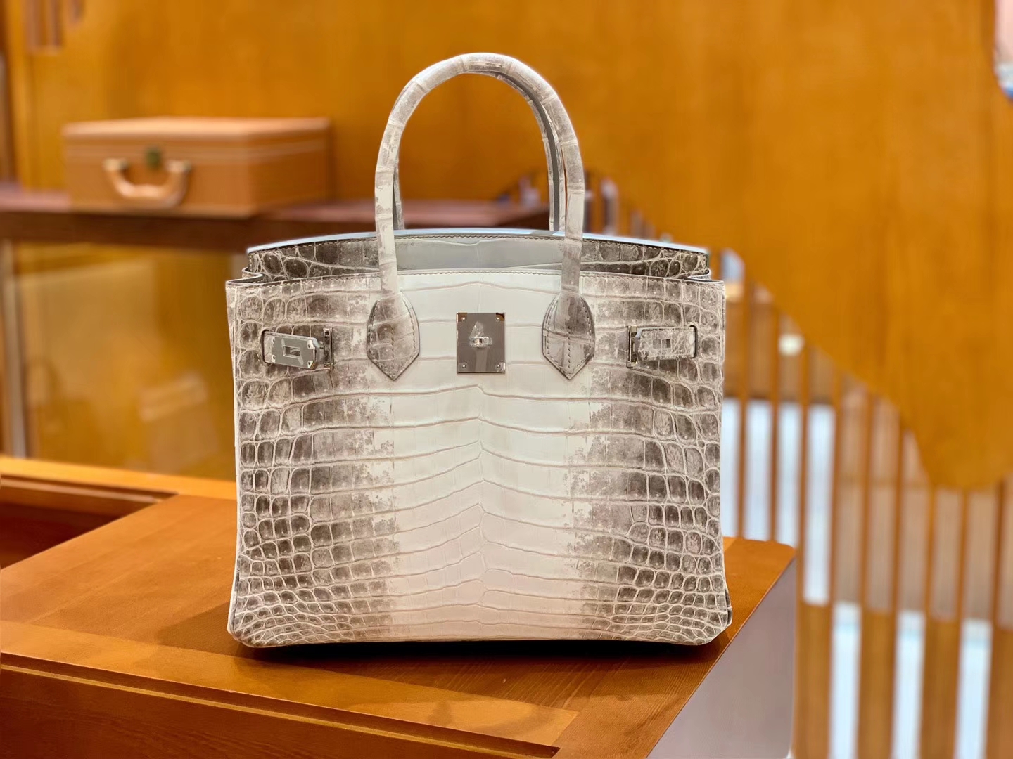 Hermès（爱马仕）Birkin 铂金包 喜马拉雅 浅色  特级品质 一级皮 尼罗鳄鱼皮 银扣 25cm