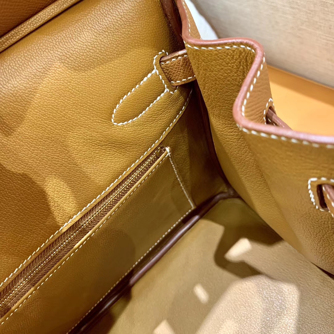 Hermès（爱马仕）Birkin 铂金包 金棕色 掌纹牛皮 金扣 30cm 高订版本