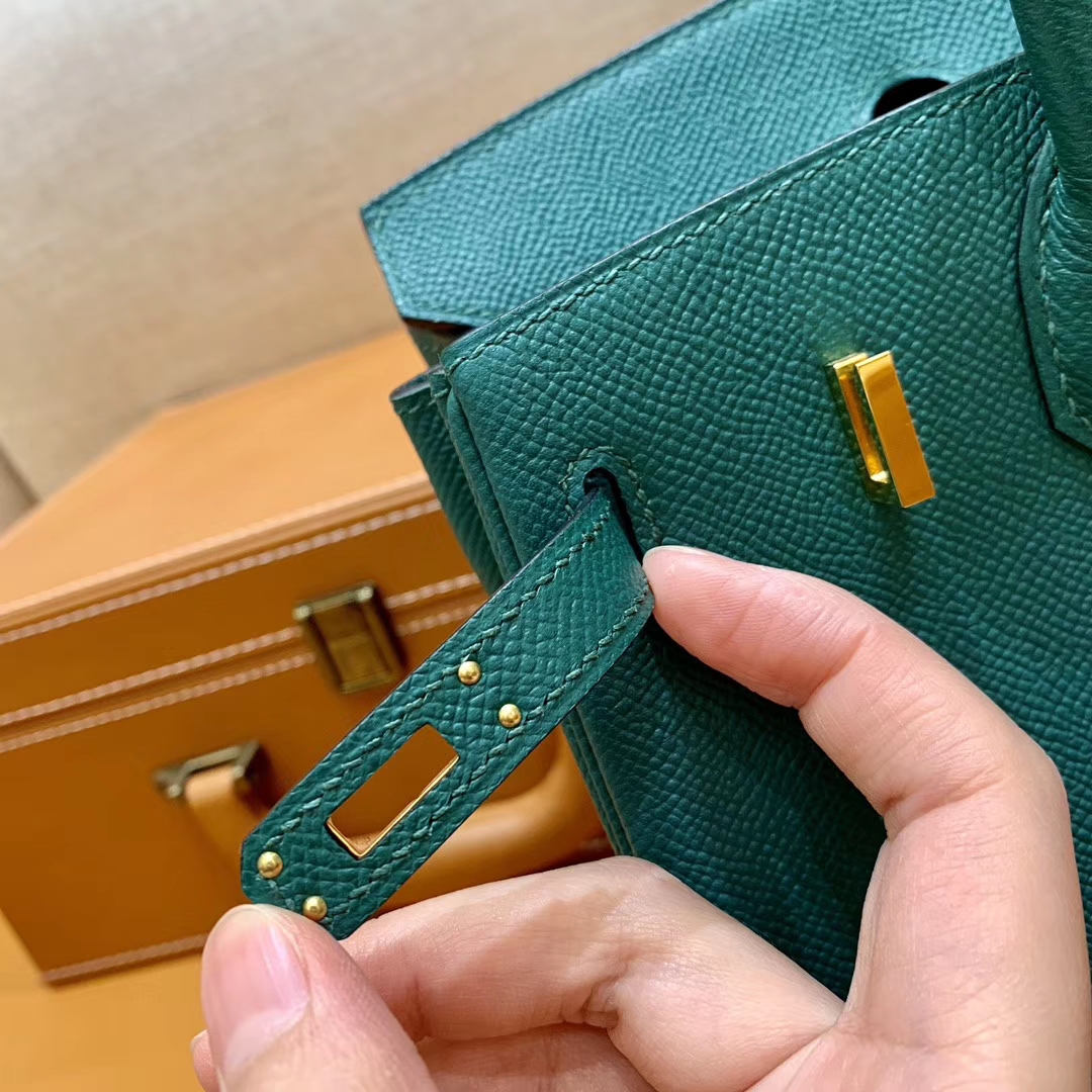 Hermès（爱马仕）Birkin 铂金包 森林绿 掌纹牛皮 金扣 30cm 高订版本