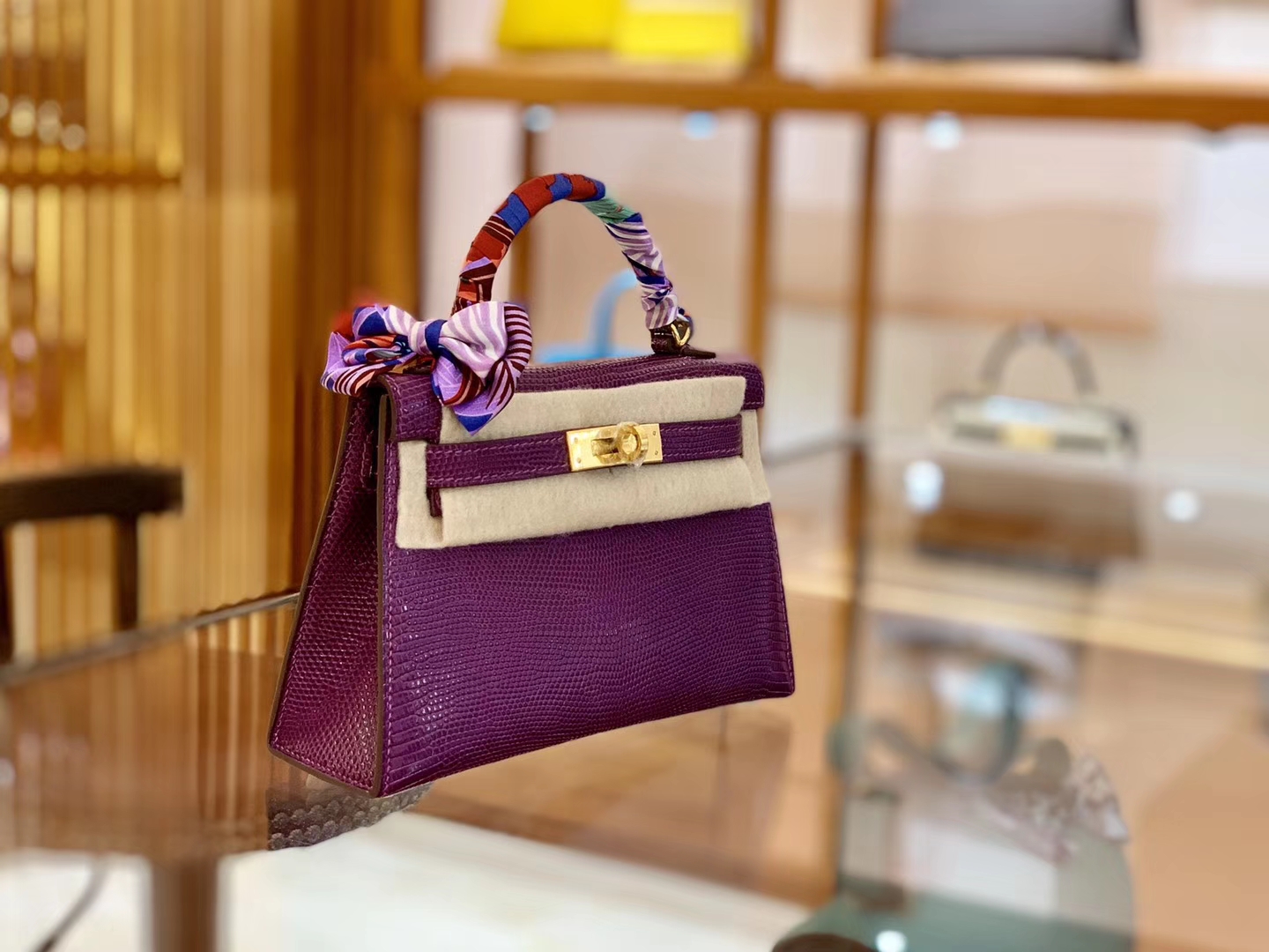 Hermès（爱马仕）Mini kelly 迷你凯莉 紫红色 蜥蜴皮 臻品级别 金扣 19cm