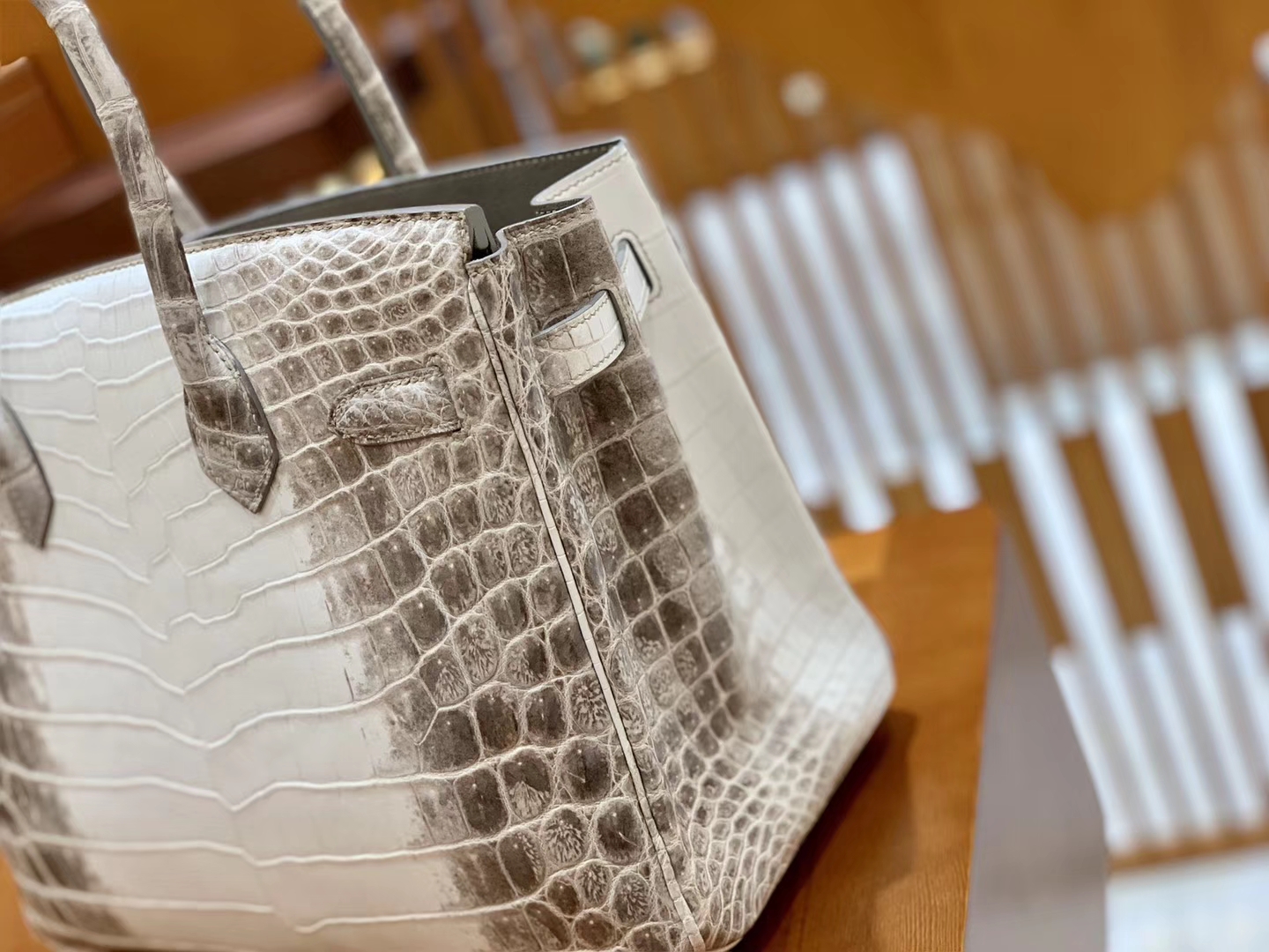 Hermès（爱马仕）Birkin 铂金包 喜马拉雅 浅色  特级品质 一级皮 尼罗鳄鱼皮 银扣 25cm