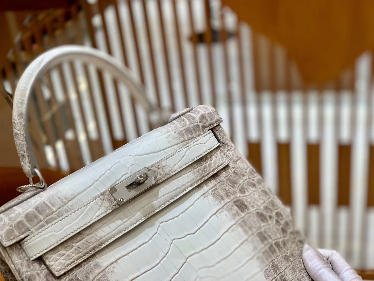 Hermès（爱马仕）Kelly 凯莉包 喜马拉雅 浅色  一级皮 尼罗鳄鱼皮 银扣 28cm