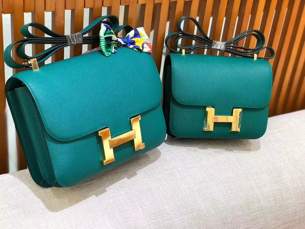 Hermès（爱马仕）Constance 空姐包 孔雀绿 掌纹牛皮 全手工缝制 金扣 18cm 现货
