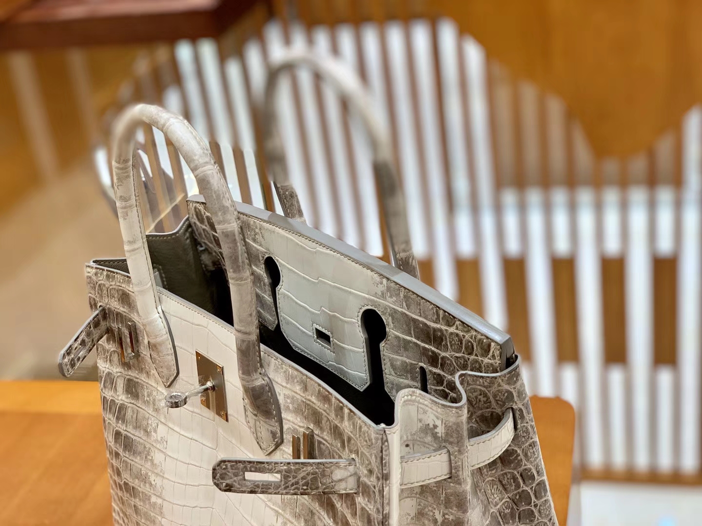 Hermès（爱马仕）Birkin 铂金包 喜马拉雅 浅色  特级品质 一级皮 尼罗鳄鱼皮 银扣 25cm