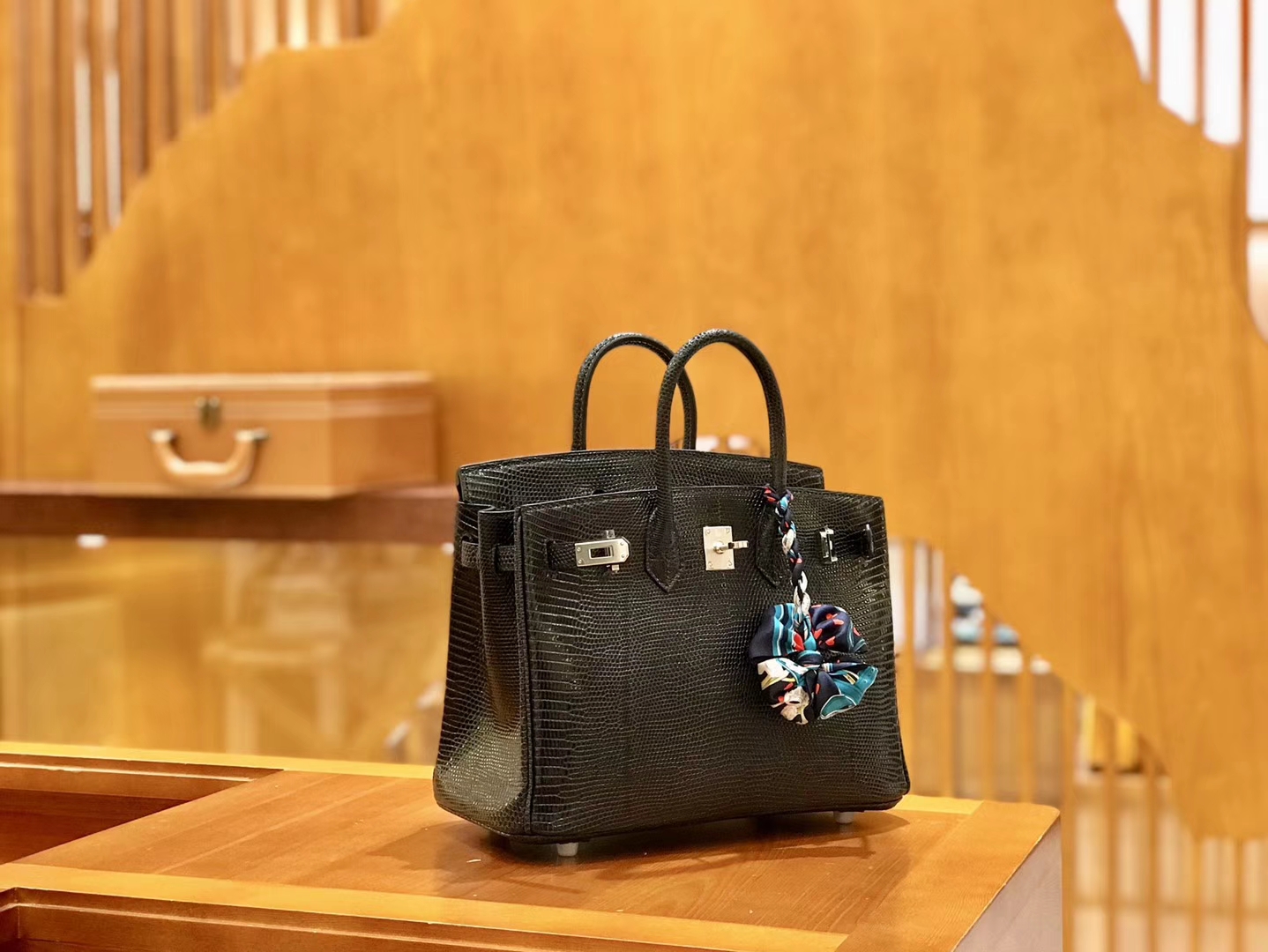 Hermès（爱马仕）Birkin 25cm 蜥蜴皮 经典黑 全手工缝制 现货