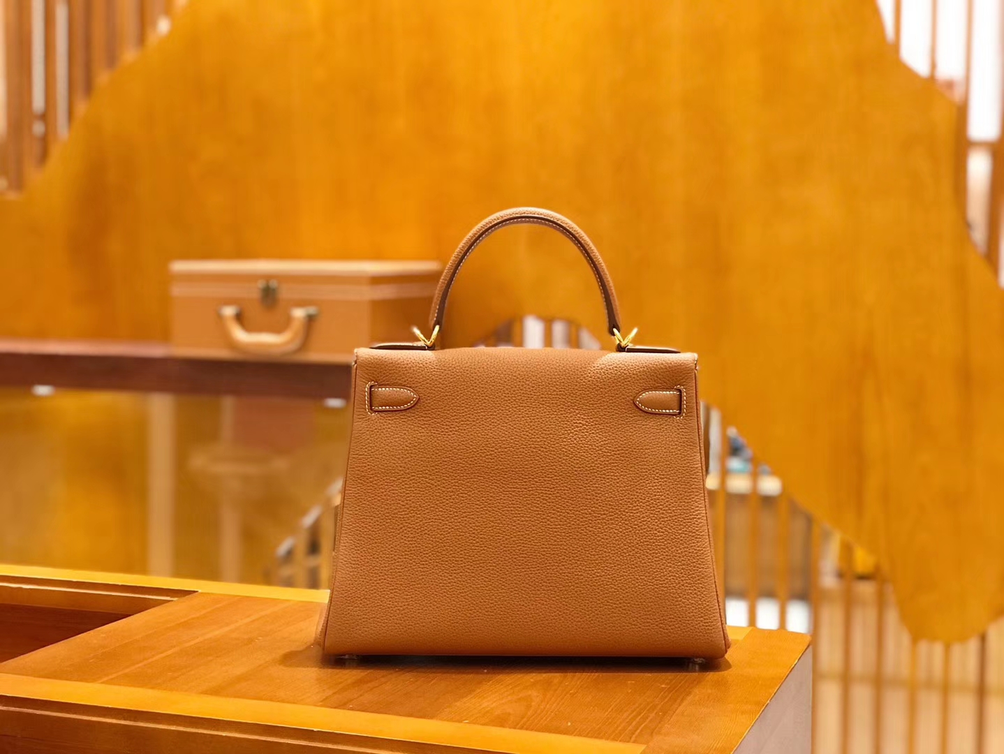 Hermès（爱马仕）Kelly 28cm togo 牛皮 金棕色 金扣 全手工缝制 现货