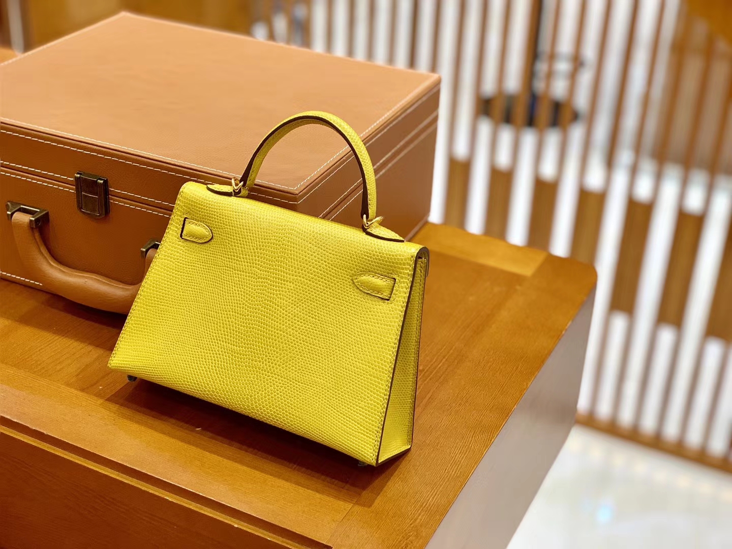 Hermès（爱马仕）迷你2代 19cm 那不勒斯黄 金扣 蜥蜴皮 全手工缝制