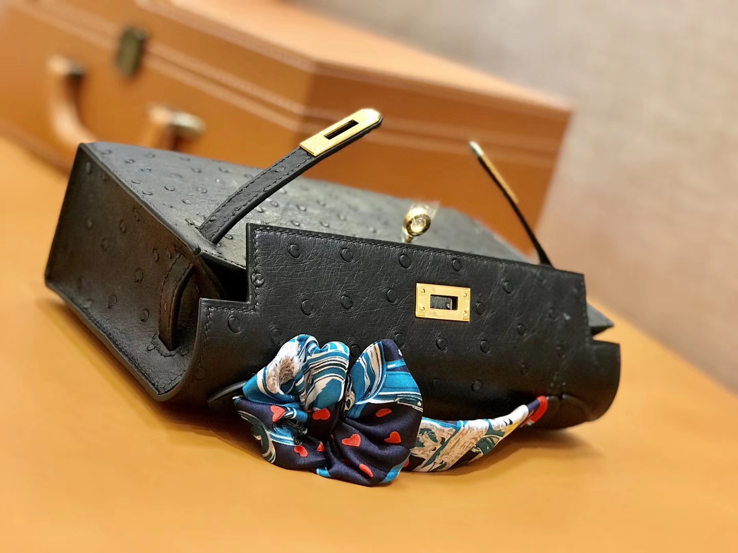 Hermès（爱马仕）MiniKelly 迷你凯莉 黑色 鸵鸟皮 1代 金扣 22cm