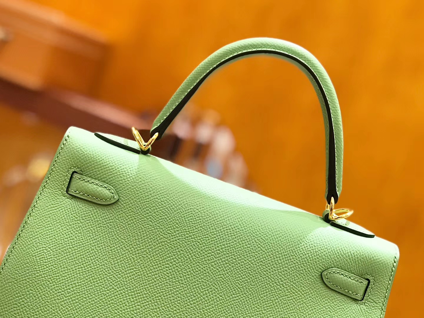 Hermès（爱马仕）Kelly 25cm 牛油果绿 金扣 掌纹牛皮 全手工缝制