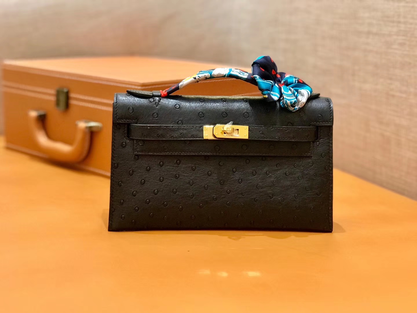 Hermès（爱马仕）MiniKelly 迷你凯莉 黑色 鸵鸟皮 1代 金扣 22cm