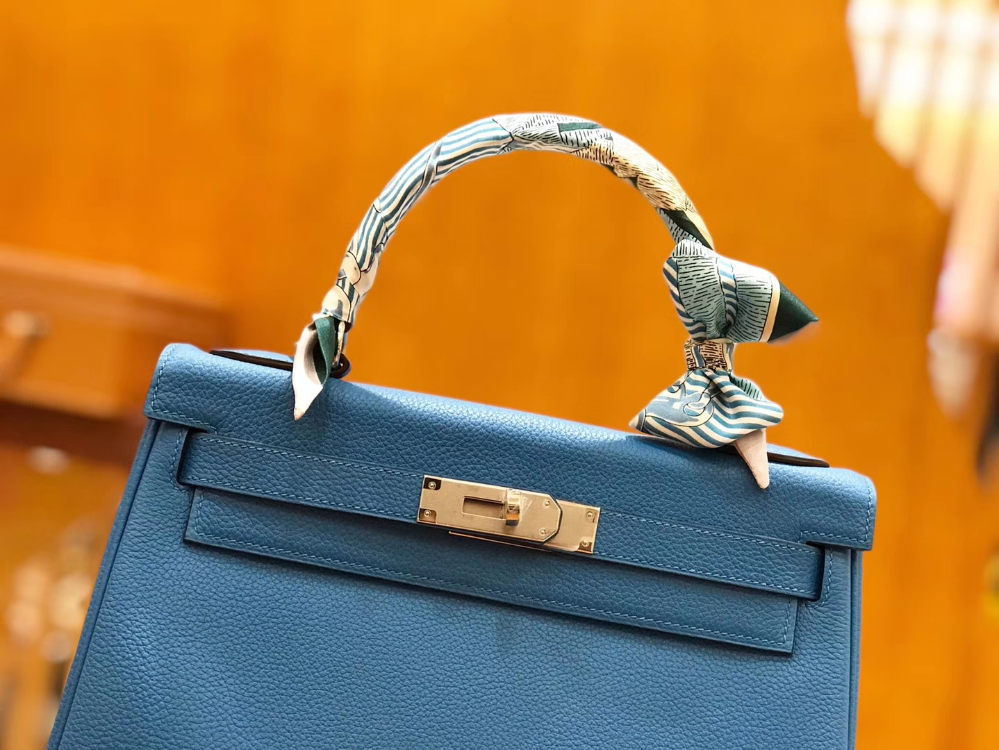 Hermès（爱马仕）Kelly 28cm togo 牛皮 坦桑尼亚蓝 银扣 全手工缝制 现货