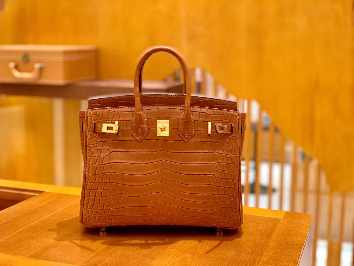 Hermès（爱马仕）Birkin 30cm 雾面 尼罗鳄鱼皮 蜜糖棕 金扣 全手工缝制