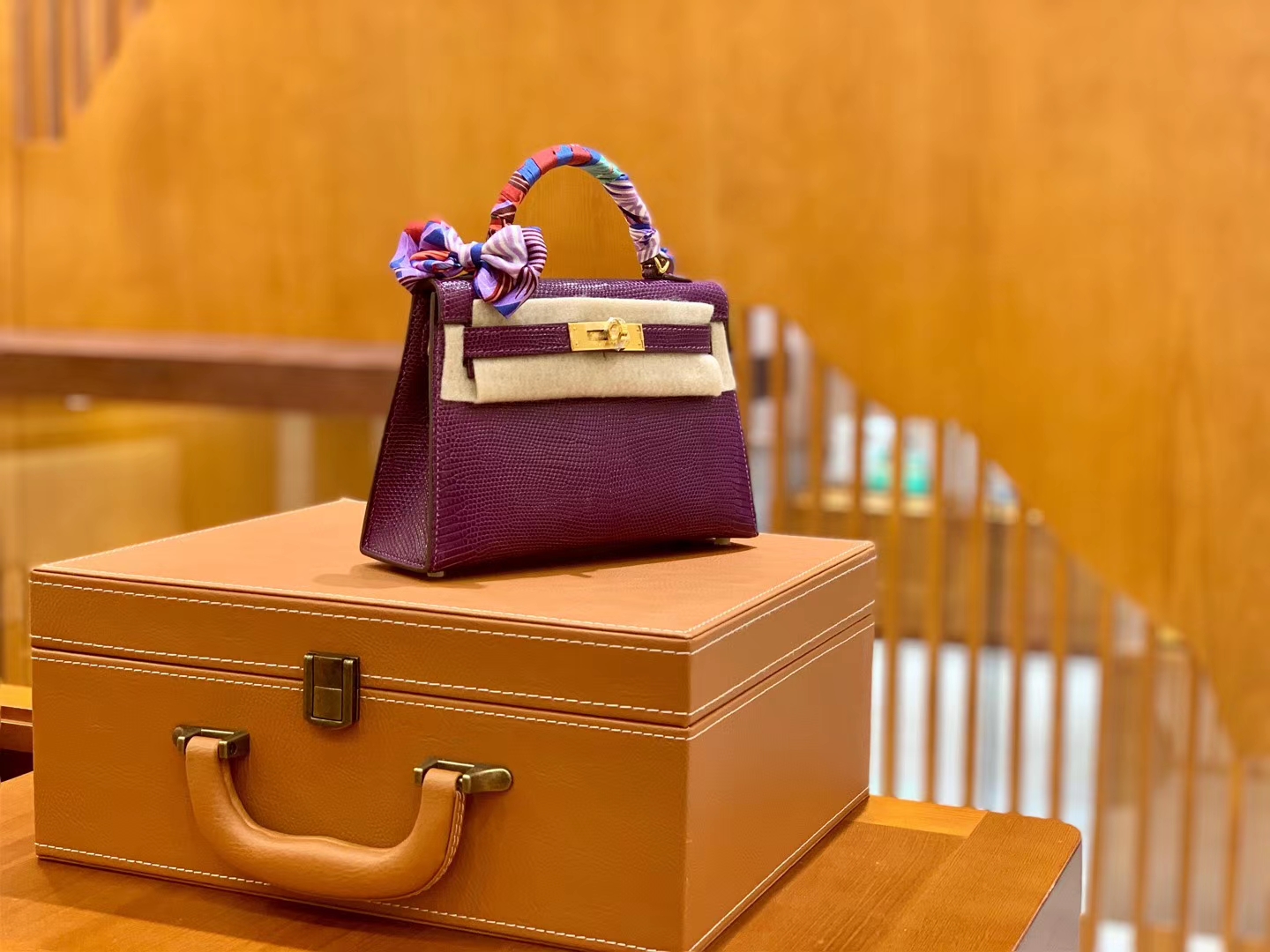 Hermès（爱马仕）迷你2代 19cm 海葵紫 金扣 蜥蜴皮 全手工缝制