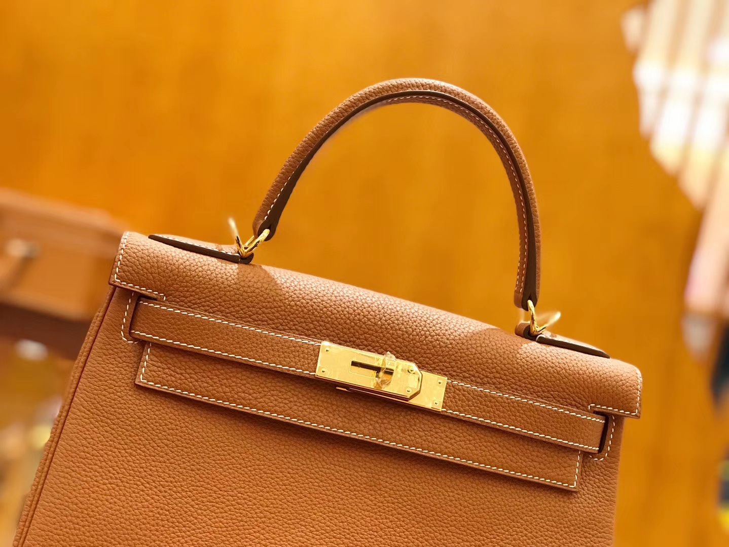 Hermès（爱马仕）Kelly 28cm togo 牛皮 金棕色 金扣 全手工缝制 现货