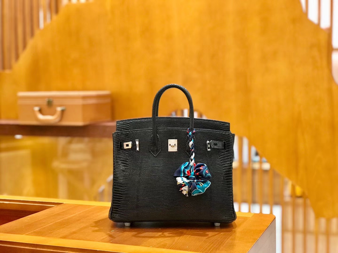 Hermès（爱马仕）Birkin 25cm 蜥蜴皮 经典黑 全手工缝制 现货