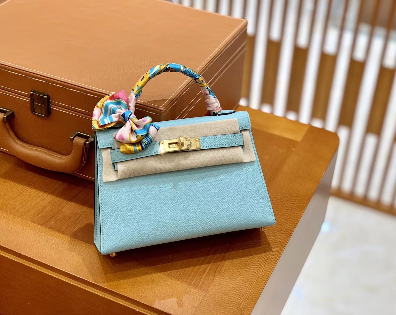 Hermès（爱马仕）Mini Kelly 19cm 马卡龙 金扣 掌纹牛皮 全手工缝制