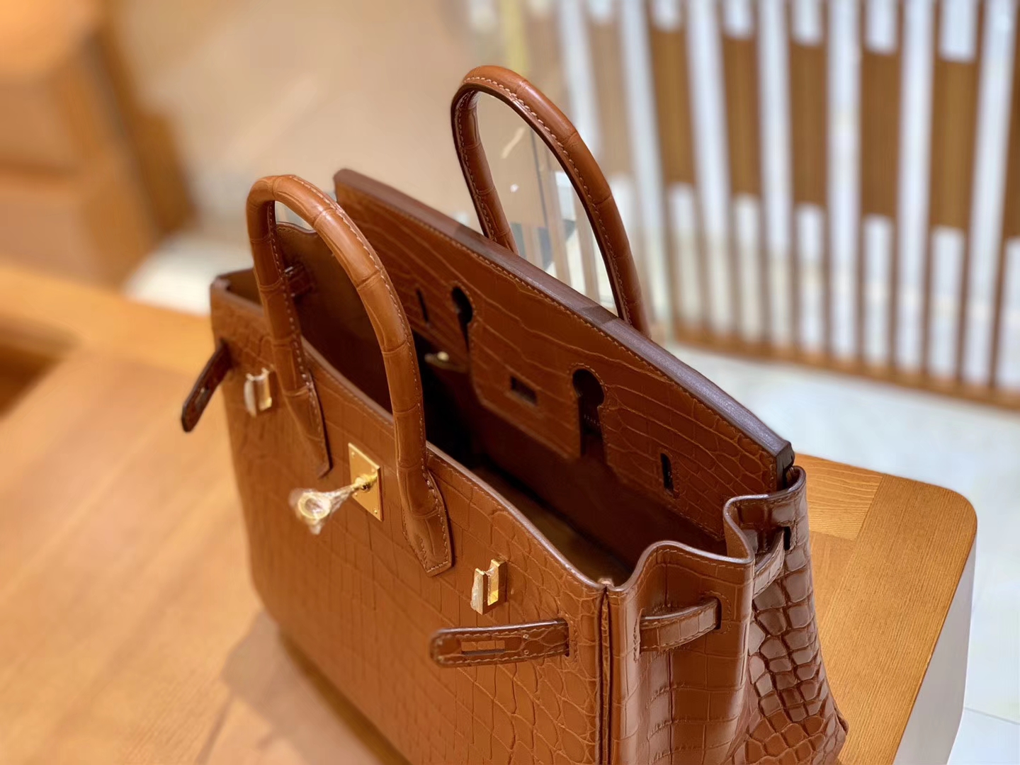 Hermès（爱马仕）Birkin 30cm 雾面 尼罗鳄鱼皮 蜜糖棕 金扣 全手工缝制