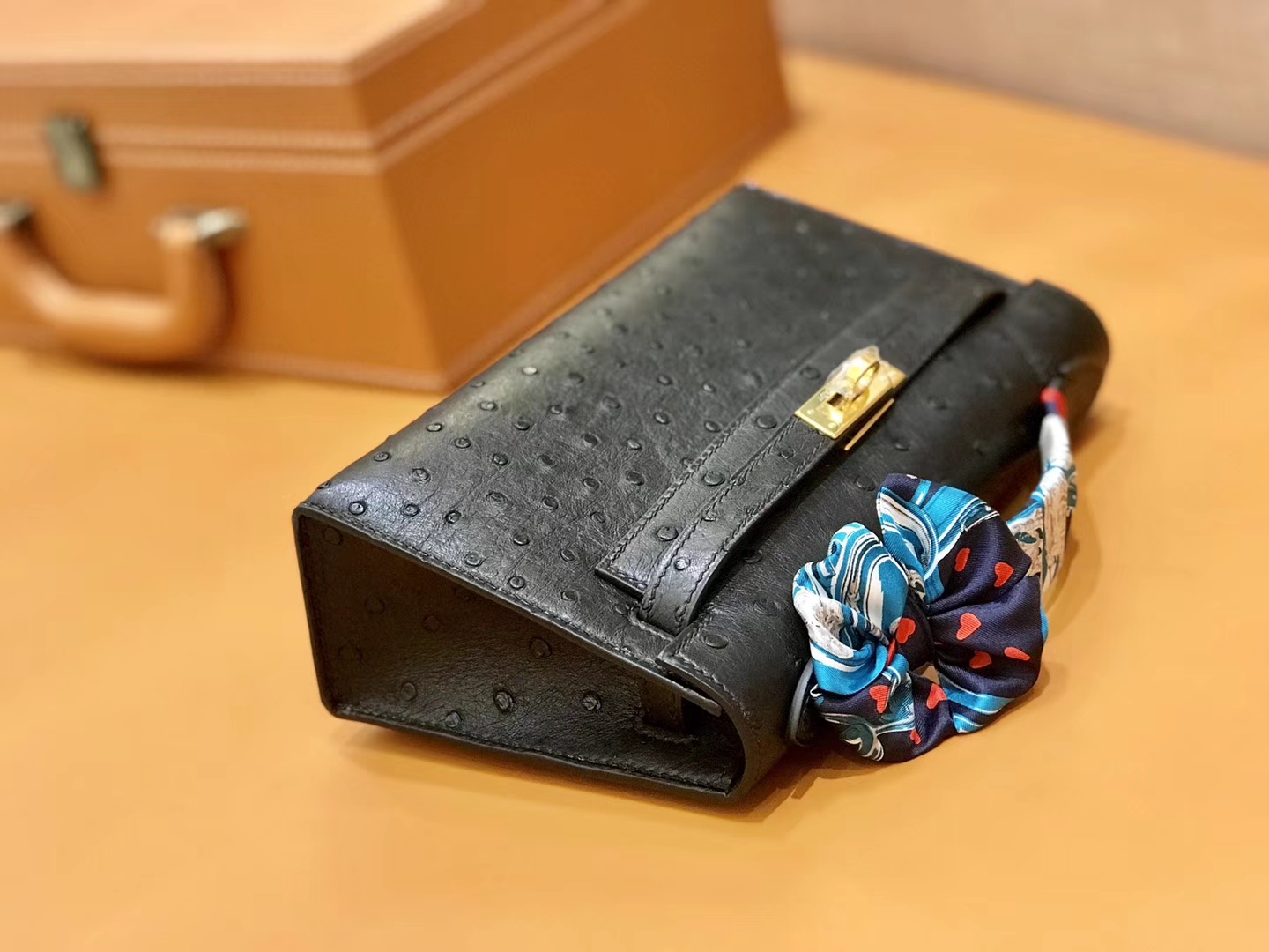 Hermès（爱马仕）MiniKelly 迷你凯莉 黑色 鸵鸟皮 1代 金扣 22cm